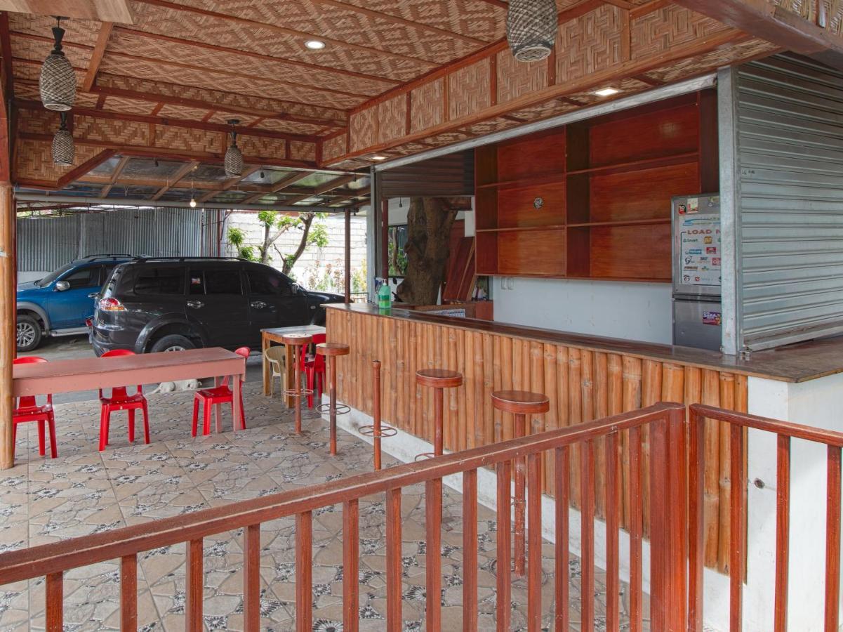 Oyo 777 Rn Guesthouse Moalboal Exterior photo
